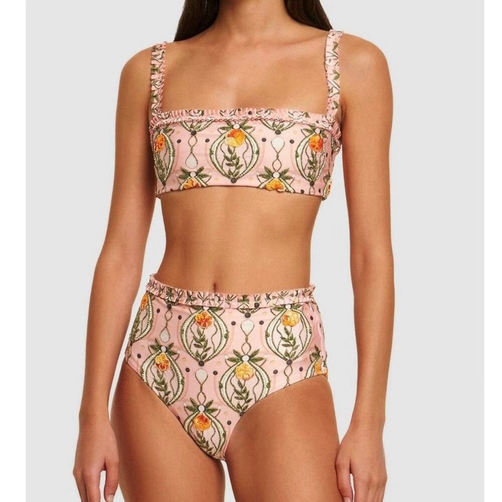 Agua by Agua Bendita 2 Medium Piece Bikini
Nopal Lunar Top Olmo Lunar Bottoms